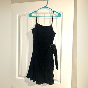 super cute black dress